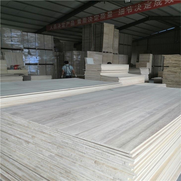 Strip Dekorasi Kayu